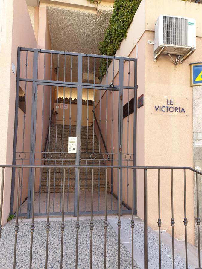 Le Victoria, Centre Ville , Plage Et Parking Gratuit Sainte-Maxime Exteriör bild